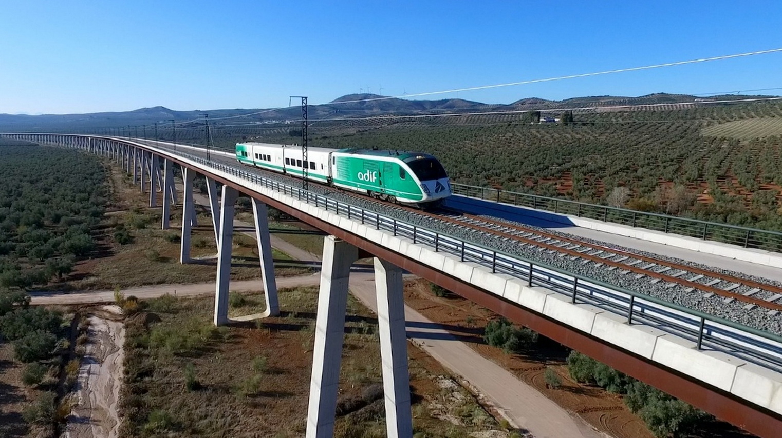 Transportes adjudica por 1,3 millones de euros el proyecto de la segunda va en un tramo de 7,7 km de la lnea de alta velocidad Antequera-Granada